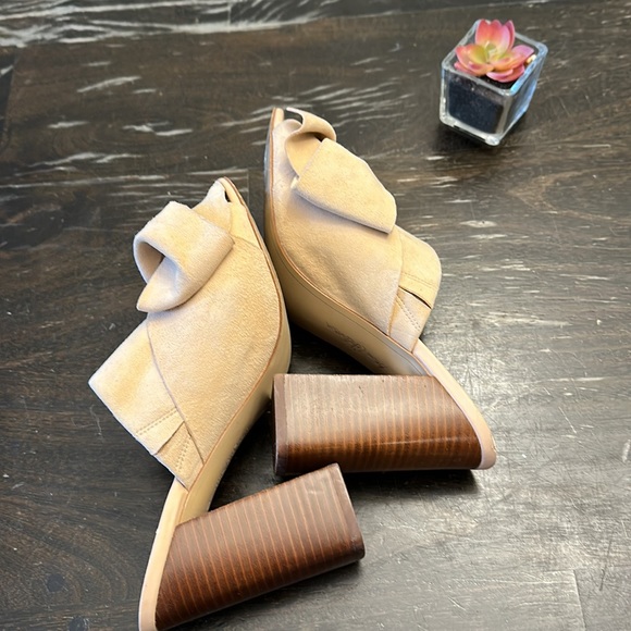Sam Edelman Yuki Tan Suede Bow atop Mules heels women size 8.5 - Picture 7 of 8